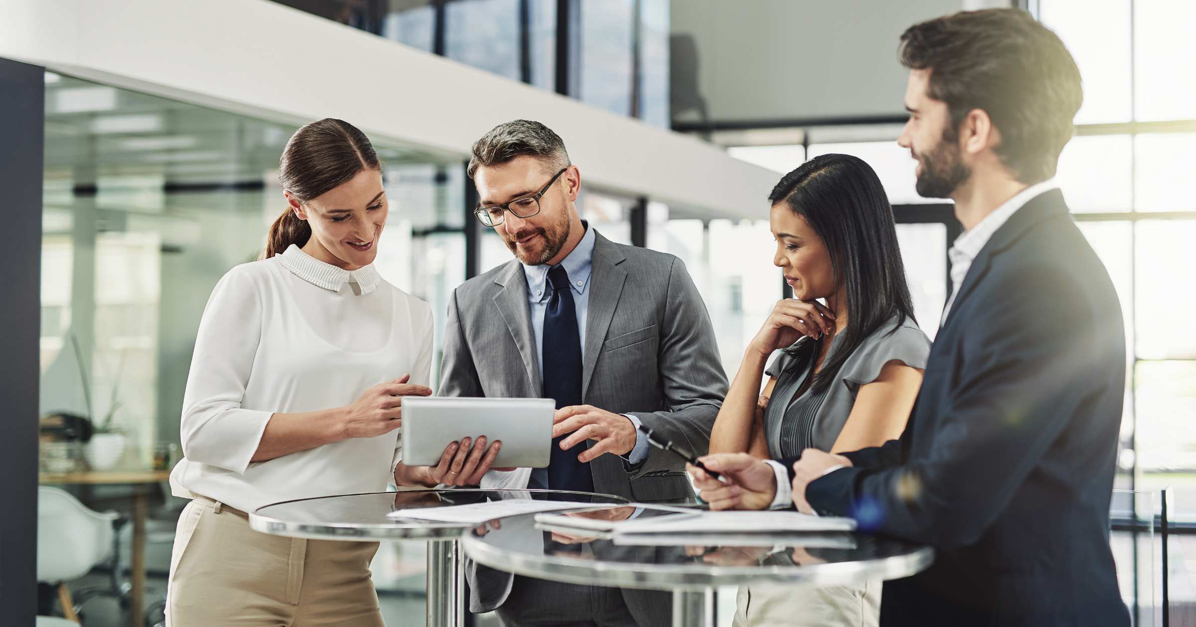 Aligning Sales With the B2B Buying Journey: A Guide