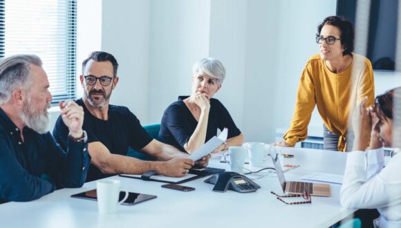 How to build a sales plan: Process, examples, and insights