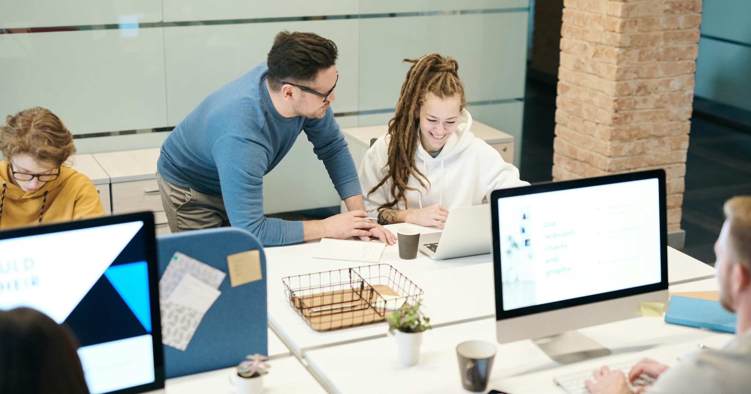 AI in sales examples: 15 proven use cases for reps