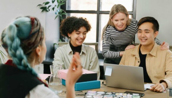 Presales process: How GTM teams can better equip reps