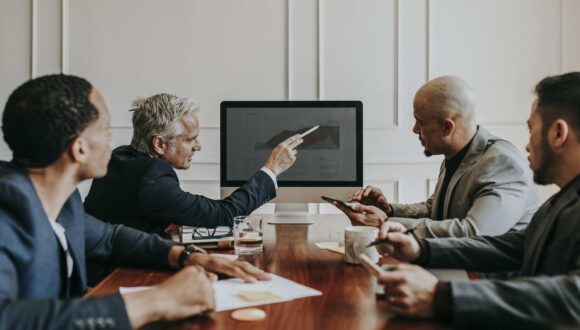 How AI streamlines win-loss analysis for GTM leaders