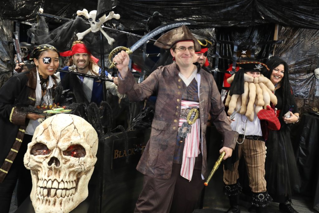 Pirates of the Caribbean Halloween costumes at Highspot